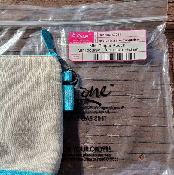 Thirty-One Mini Zipper Pouch - Picture 4 of 6